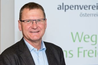 prezident Rakouského Alpenvereinu (ÖAV) dr. Andreas Ermacora